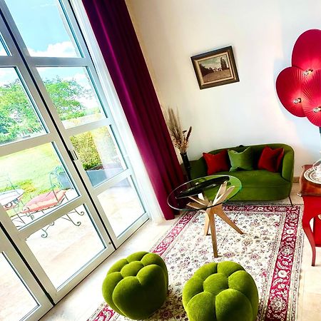 Chateau De Lafont Suites Saint-Vivien  外观 照片