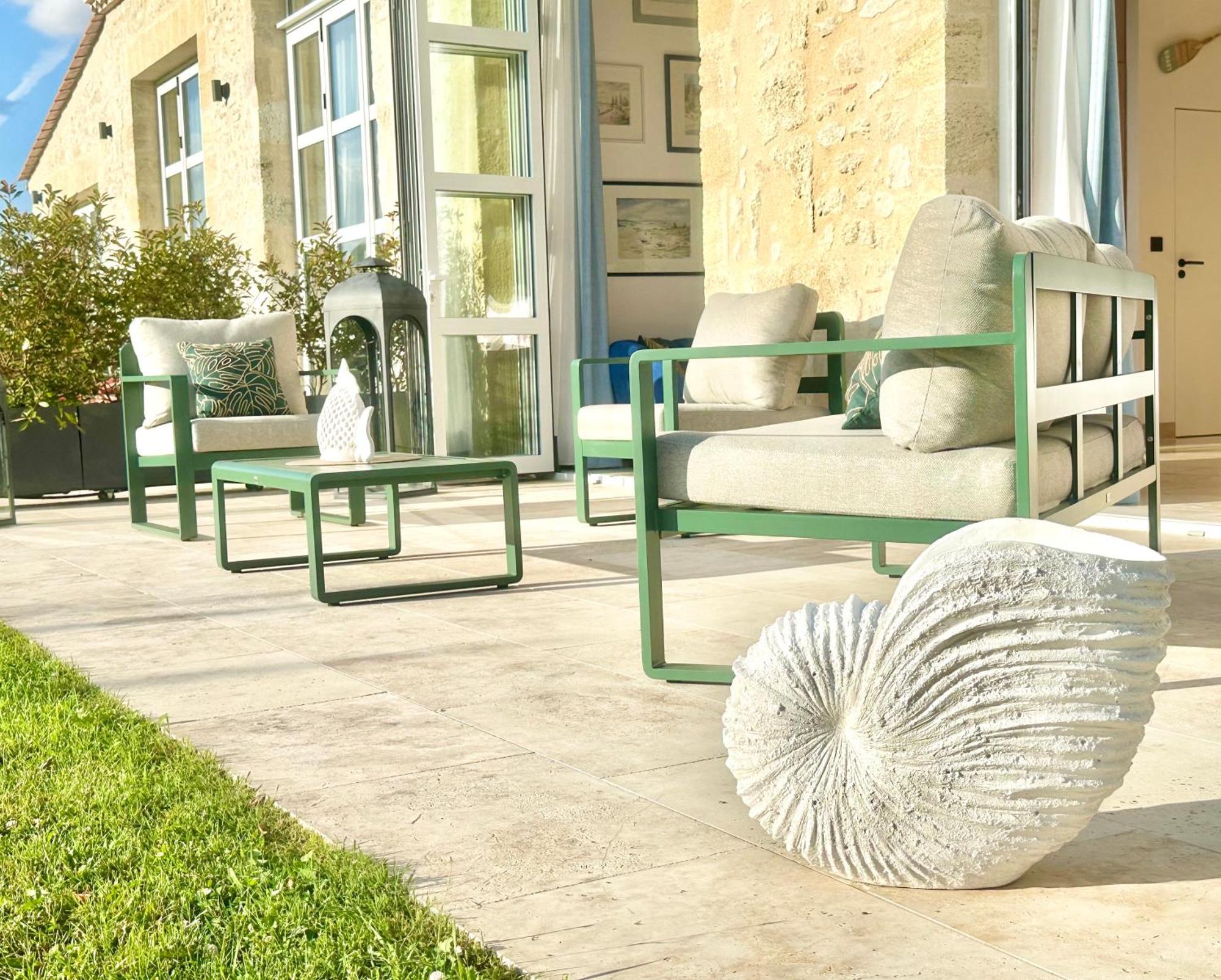 Chateau De Lafont Suites Saint-Vivien  外观 照片