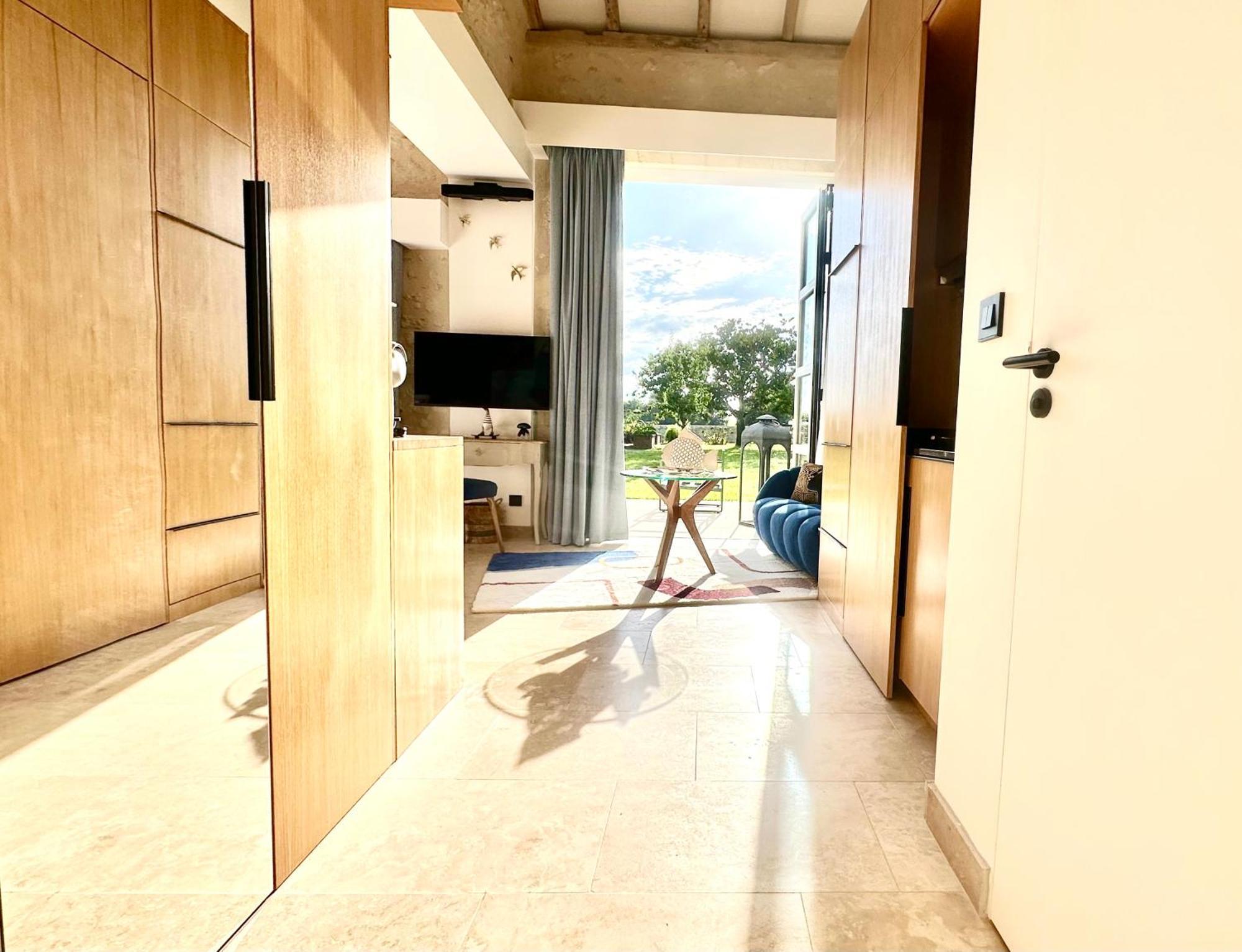 Chateau De Lafont Suites Saint-Vivien  外观 照片
