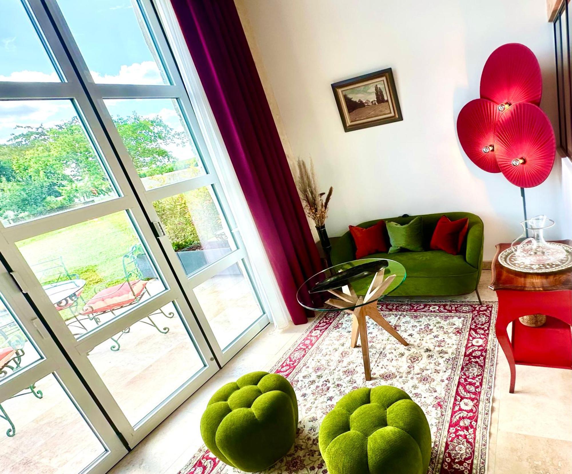 Chateau De Lafont Suites Saint-Vivien  外观 照片