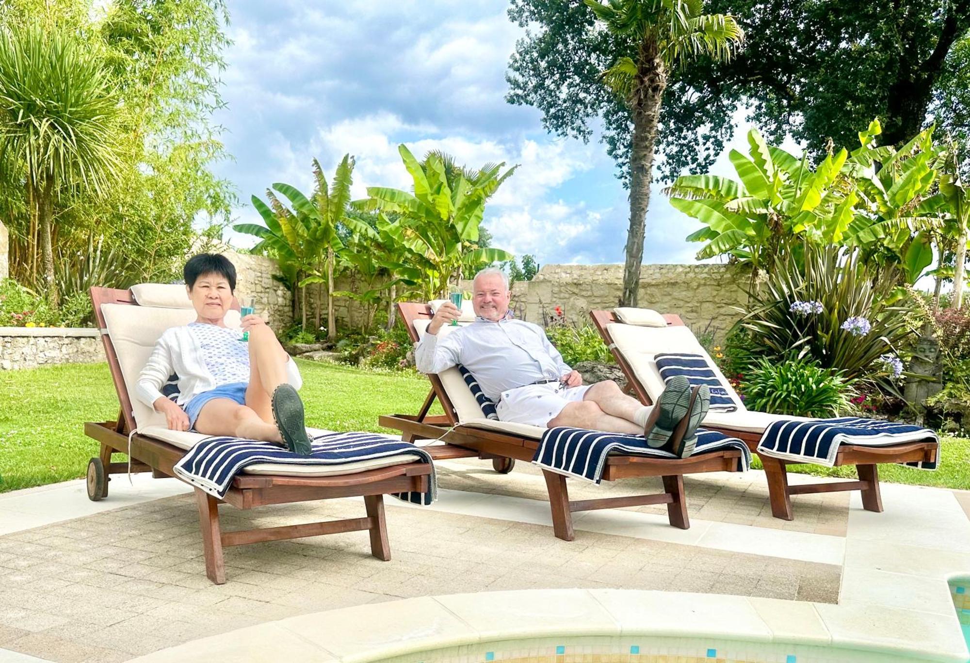Chateau De Lafont Suites Saint-Vivien  外观 照片