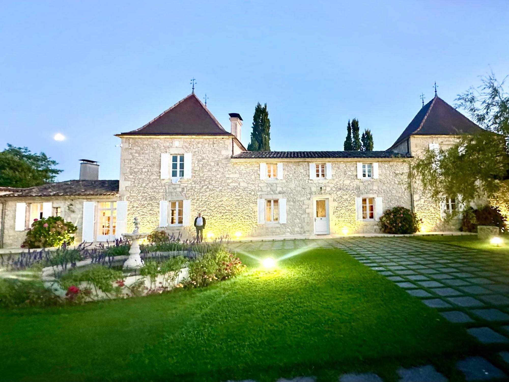 Chateau De Lafont Suites Saint-Vivien  外观 照片